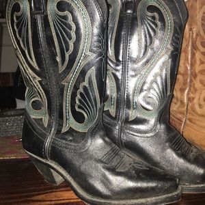 Laredo women’s cowboy boots